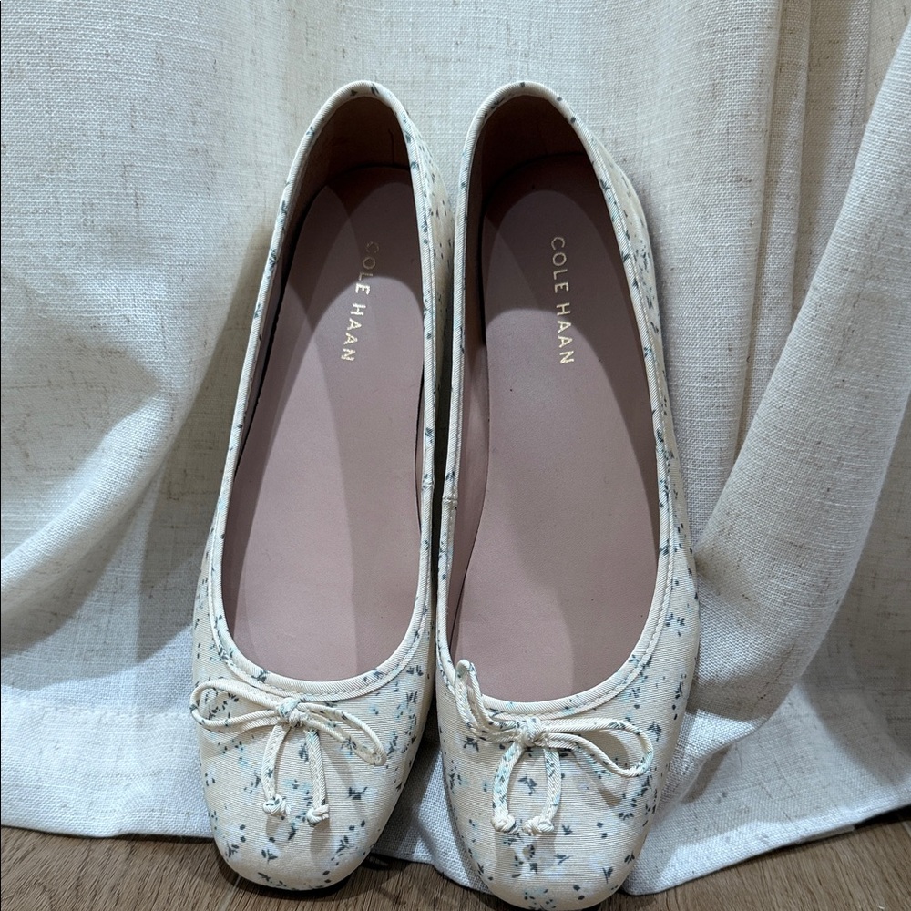 Cole Haan Women's Speckled Cream Flats